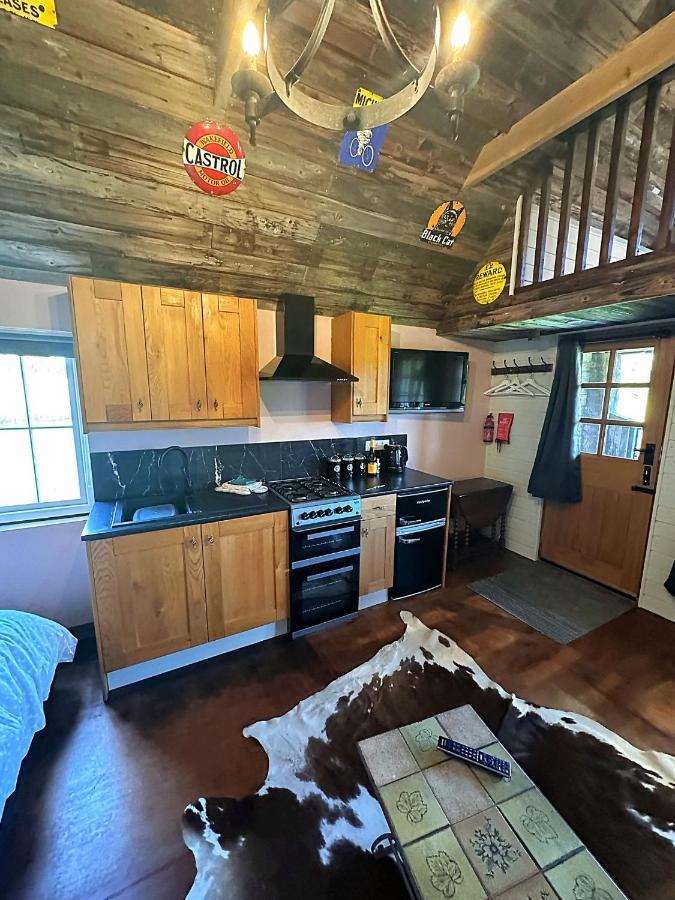 Lake View Lodges Long Melford Exterior photo
